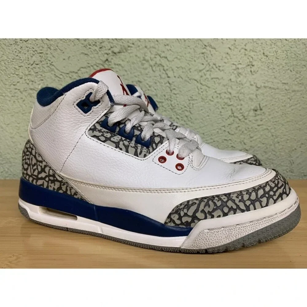 RARE🚀 Nike Air Jordan 3 Retro True Blue 2016 White Red 854261-106 Youth‎ Size 5